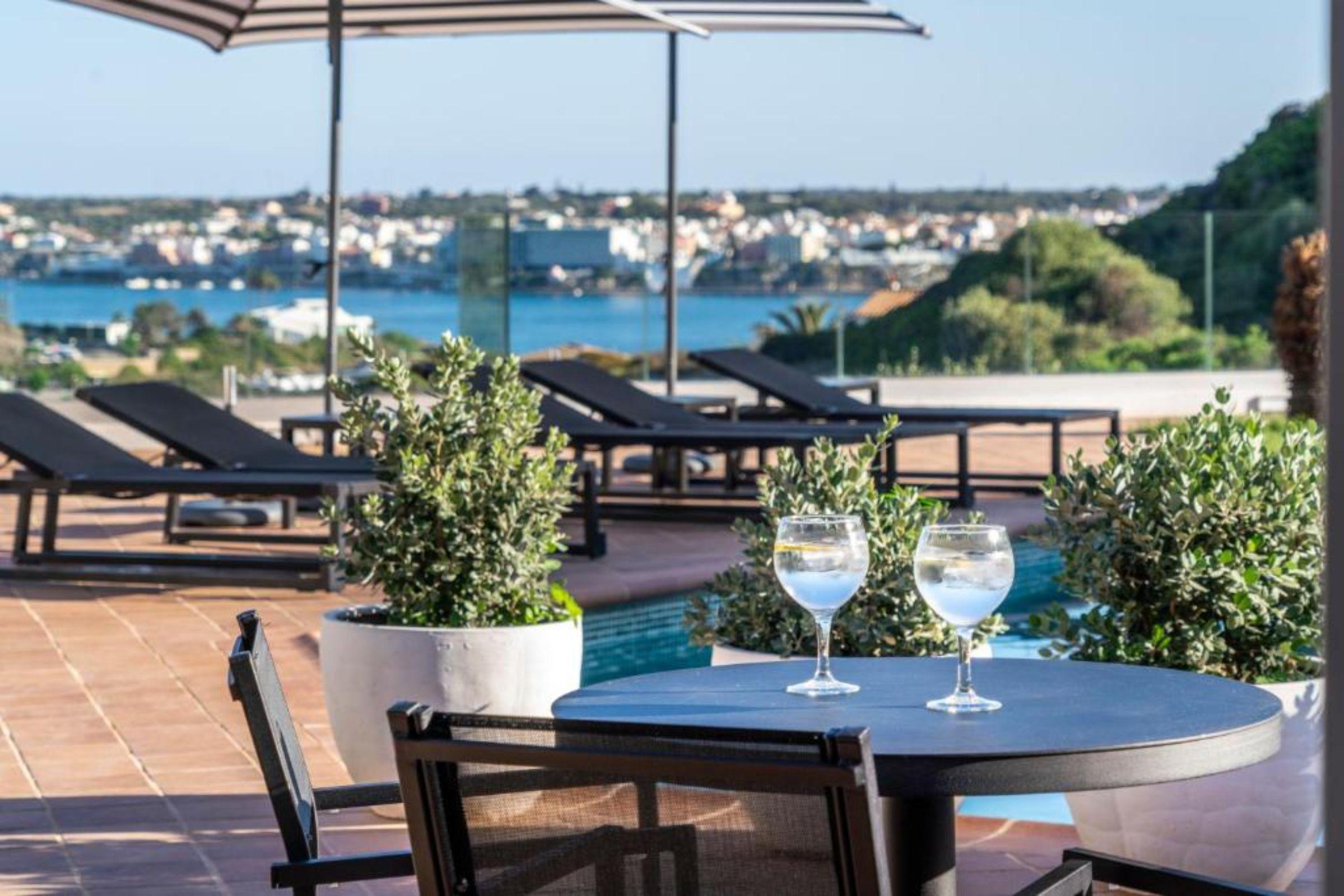 Calallonga Hotel Menorca Mahon  Ngoại thất bức ảnh