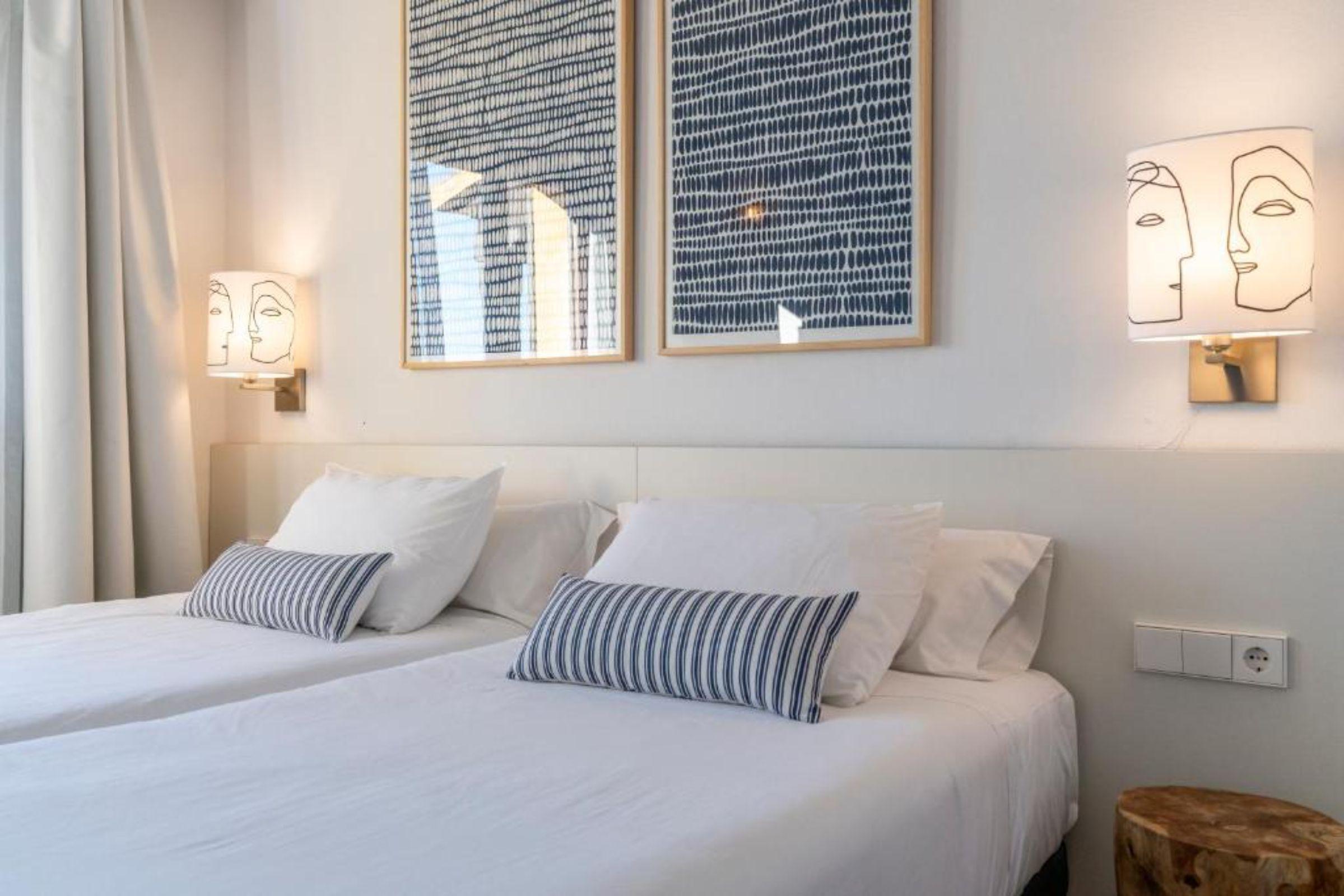 Calallonga Hotel Menorca Mahon  Ngoại thất bức ảnh