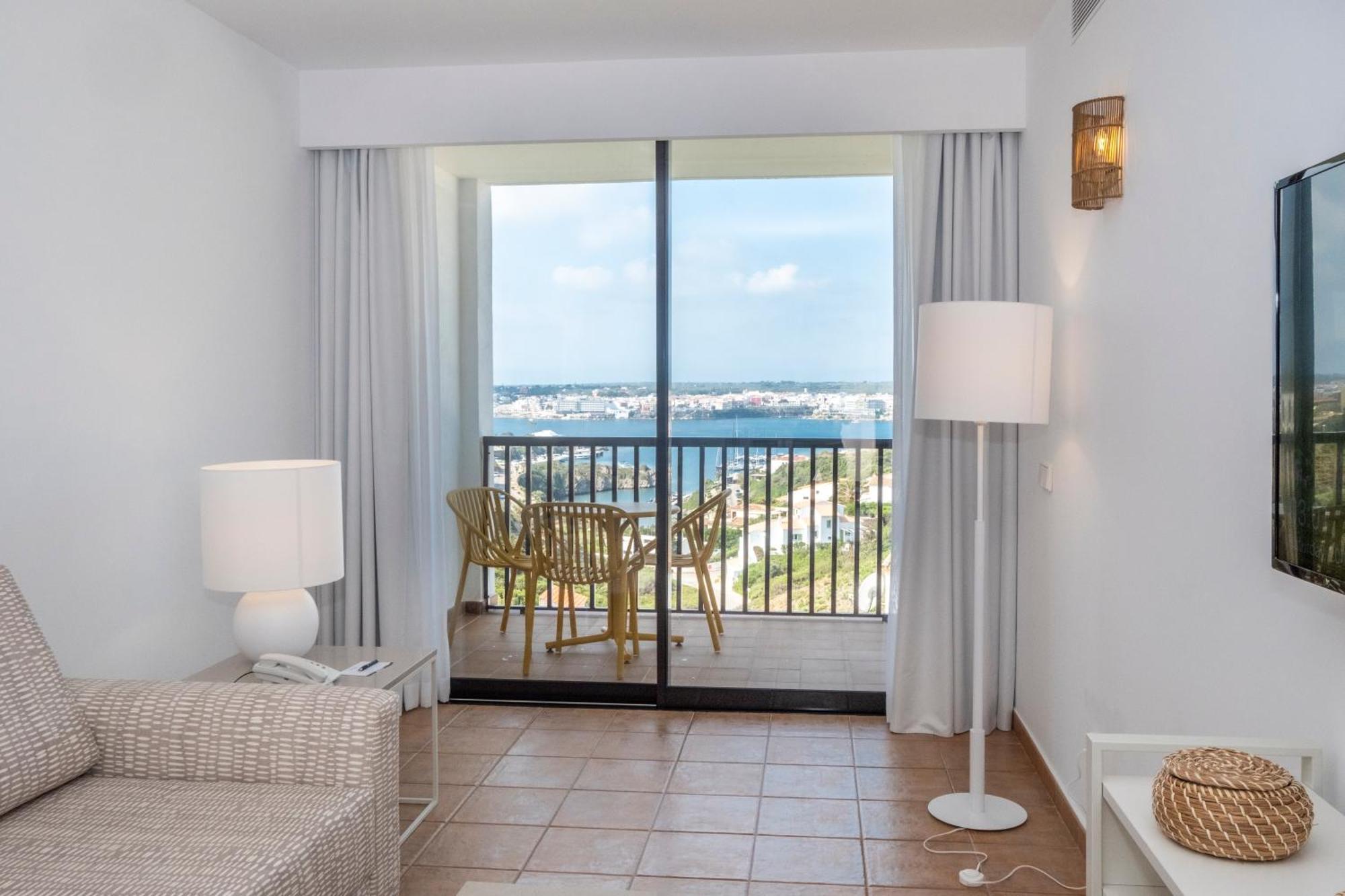 Calallonga Hotel Menorca Mahon  Ngoại thất bức ảnh