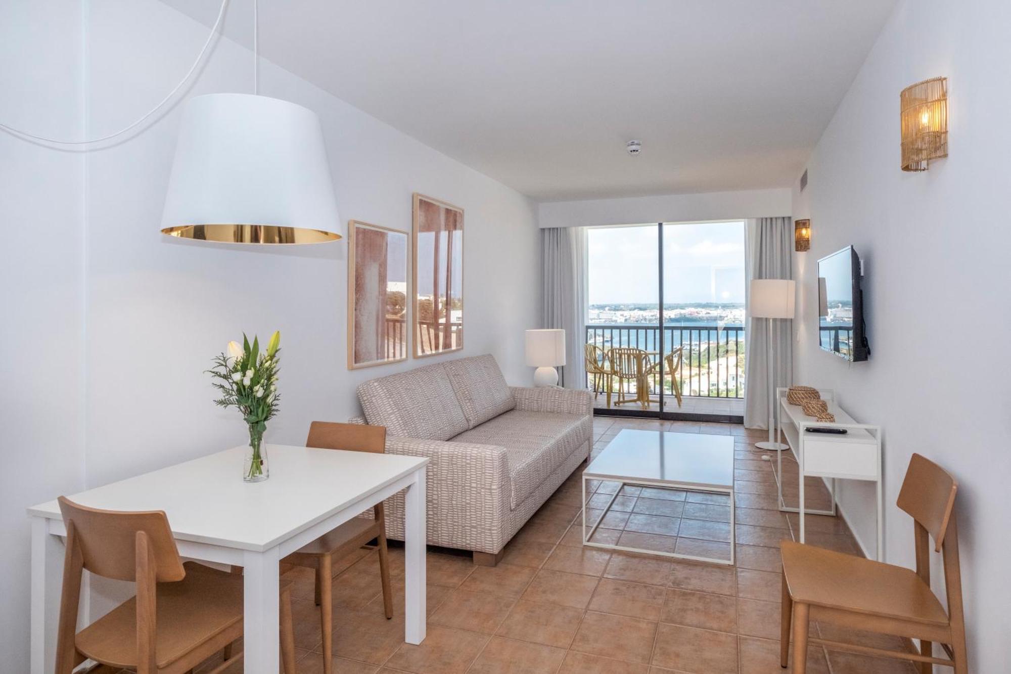 Calallonga Hotel Menorca Mahon  Ngoại thất bức ảnh