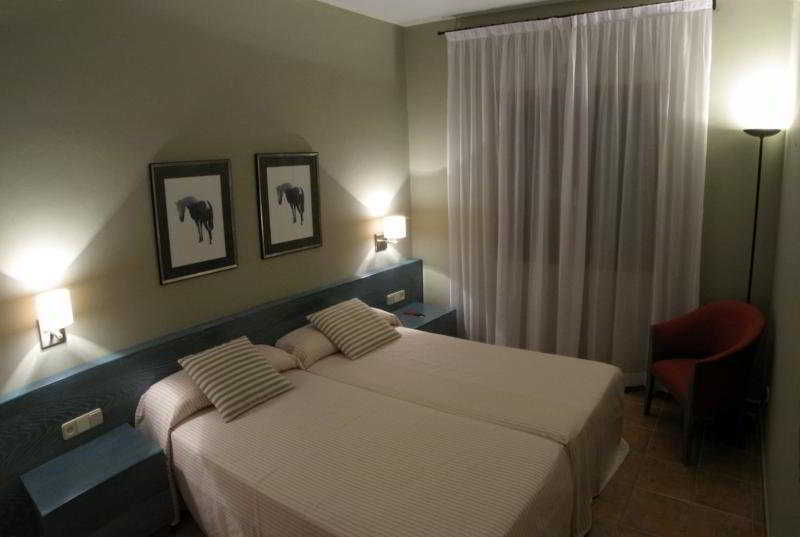 Calallonga Hotel Menorca Mahon  Ngoại thất bức ảnh