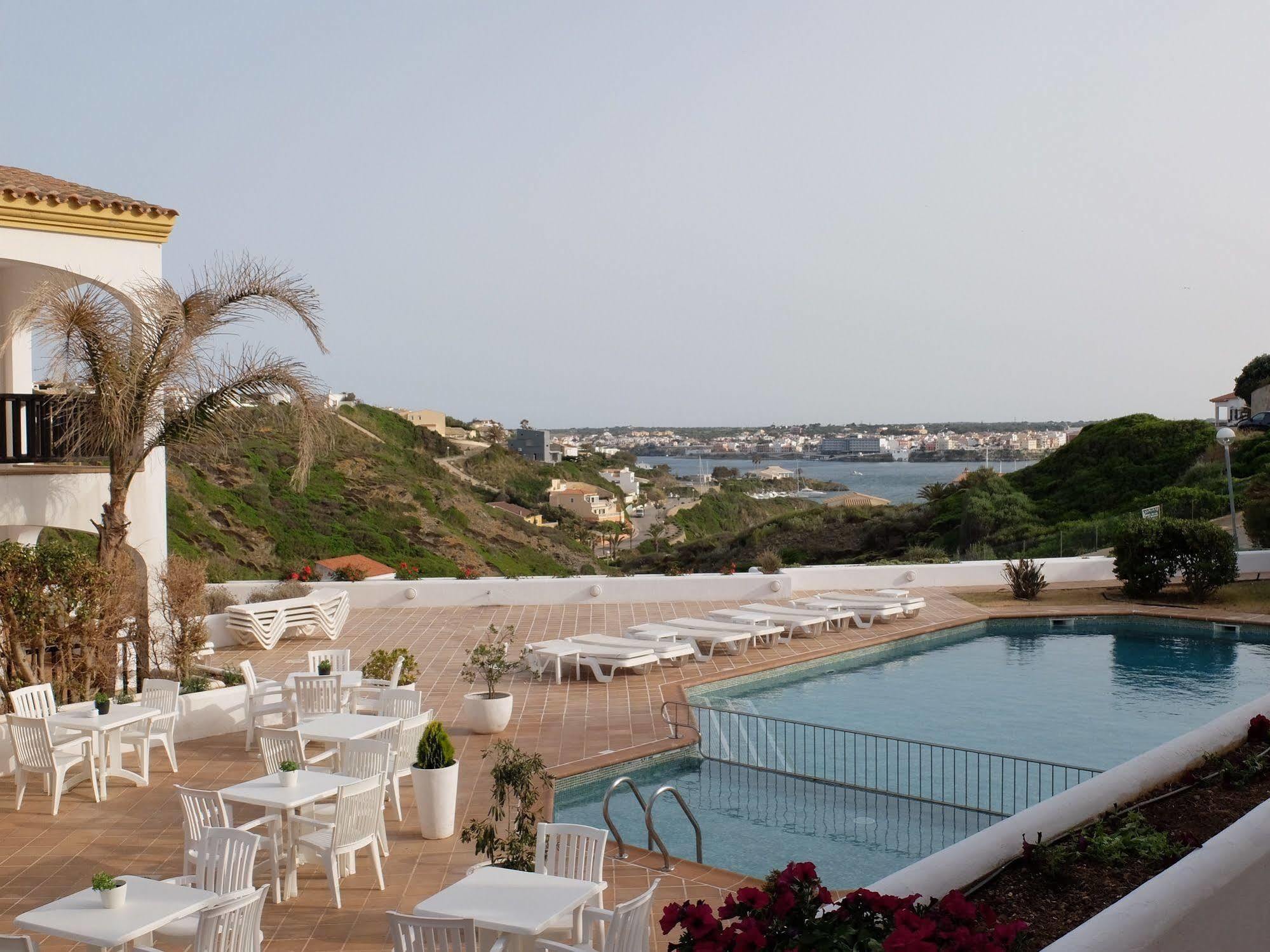 Calallonga Hotel Menorca Mahon  Ngoại thất bức ảnh